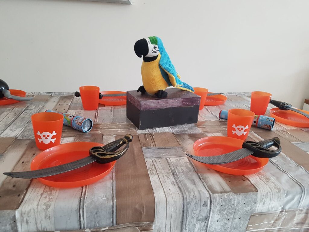 Tafelaankleding piraten themakist